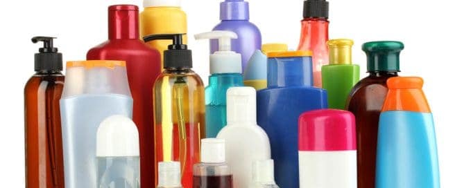 Industrie cosmétique et pétrochimie vers un respect de l'environnement