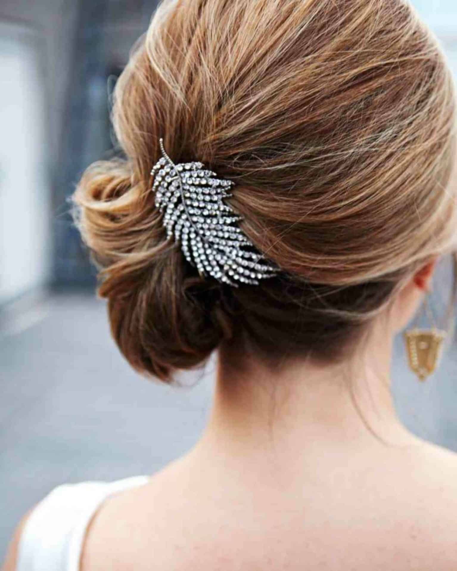 chignon broche