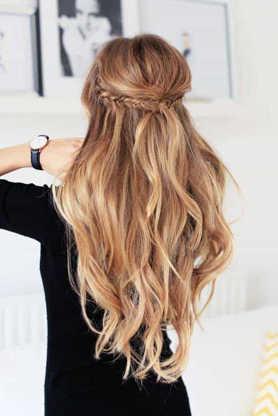 Spécial fête : 5 idées coiffures pour les cheveux longs