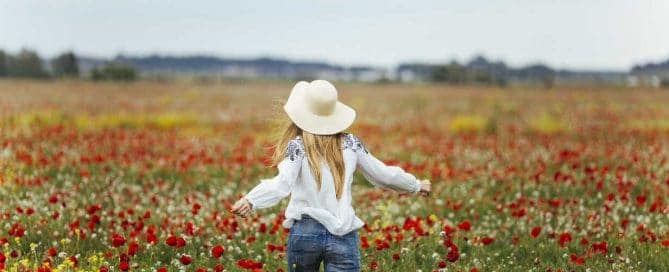 Femme chevelure printemps