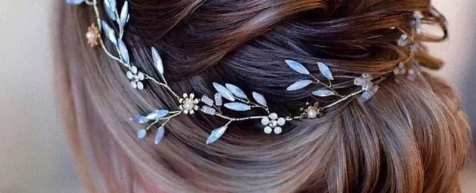 chignon avec une broche mariage