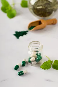 complements-alimentaires-spiruline-pousse-cheveux