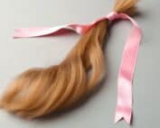 A qui donner ses cheveux pour octobre rose ?