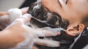 Comment réduire son empreinte écologique en coiffure avec biocoiff