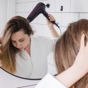 Sèche-cheveux à éviter pour avoir des cheveux en bonne santé