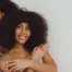 deux-femme-devant-une-routine-cheveux-boucles